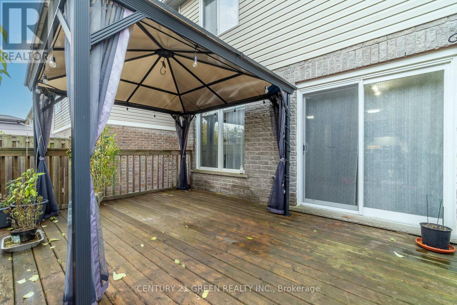 54 Rockcliffe Drive E, Kitchener, Ontario  N2R 1W5 - Photo 23 - X12509578