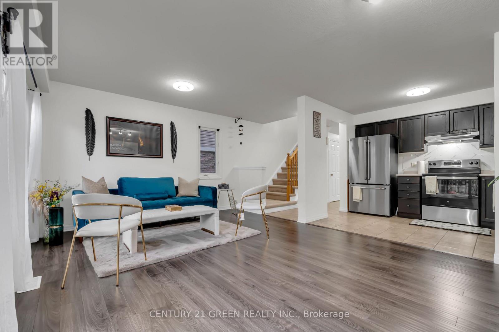 54 Rockcliffe Drive E, Kitchener, Ontario  N2R 1W5 - Photo 8 - X12509578