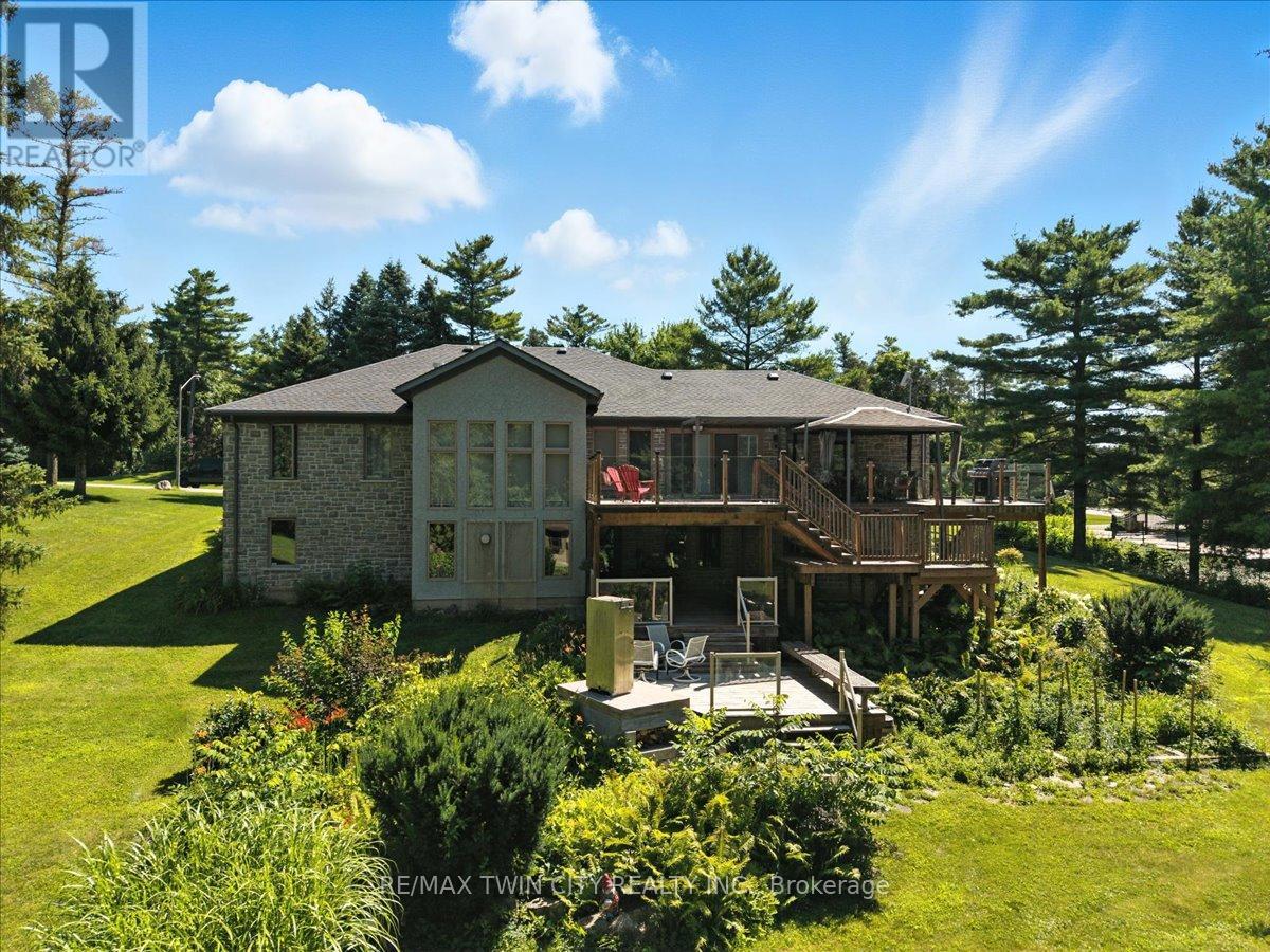 20 Grandy Lane, Cambridge, Ontario N1R 8K2 - Photo 4 - X12509614