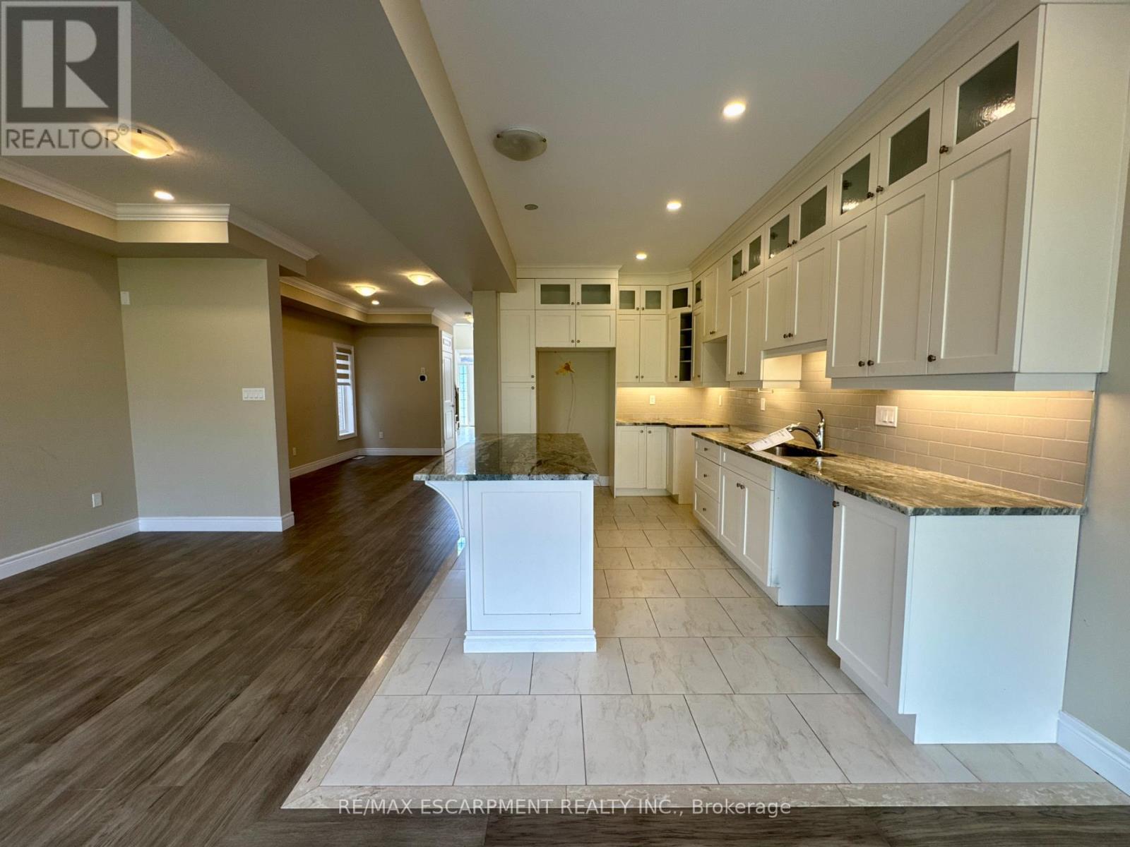 185 1/2 Federal Street, Hamilton, Ontario L8E 1N8 - Photo 14 - X12509630