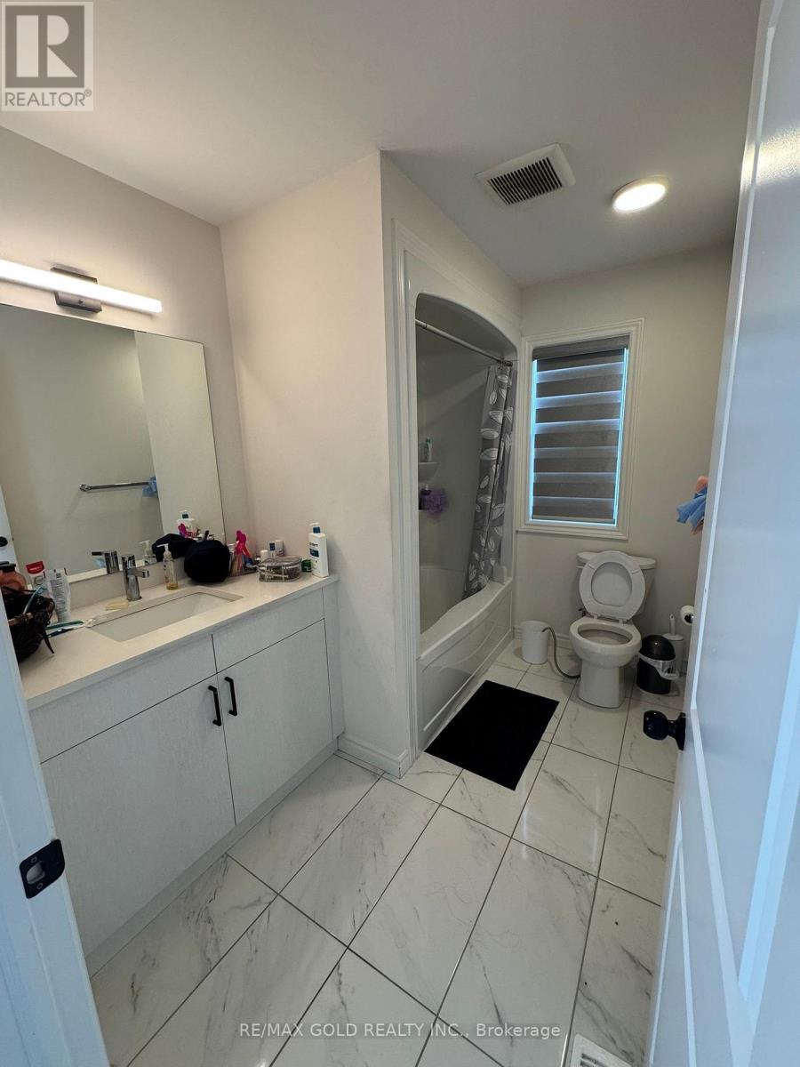 247 Byers Street, London South, Ontario N6L 0J2 - Photo 2 - X12509688