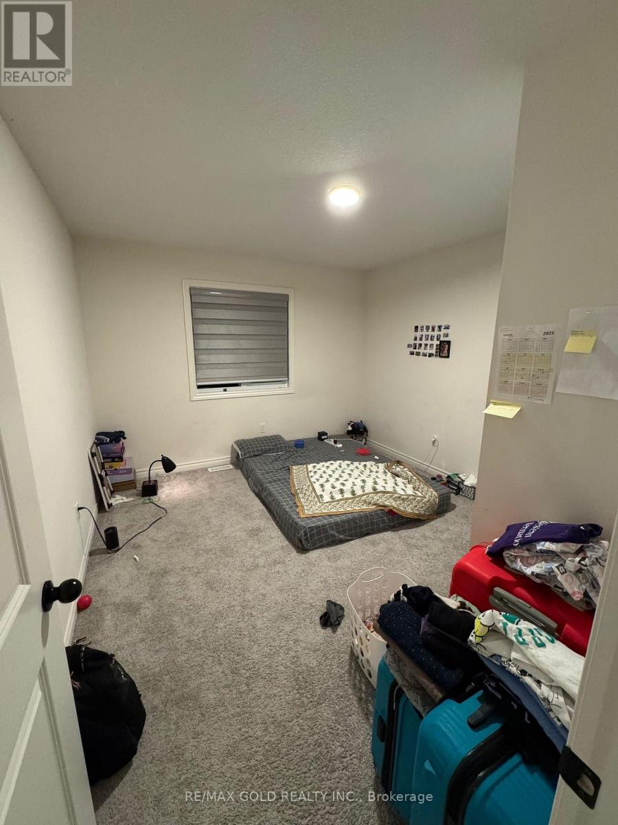 247 Byers Street, London South, Ontario N6L 0J2 - Photo 3 - X12509688