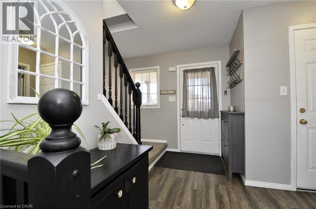 104 Livingstone Crescent, Cambridge, Ontario  N3H 5S8 - Photo 4 - 40784966