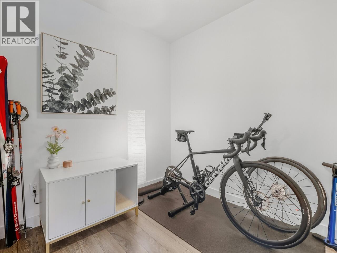 208 221 E 3rd Street, North Vancouver, British Columbia  V7L 0C1 - Photo 21 - R3064668