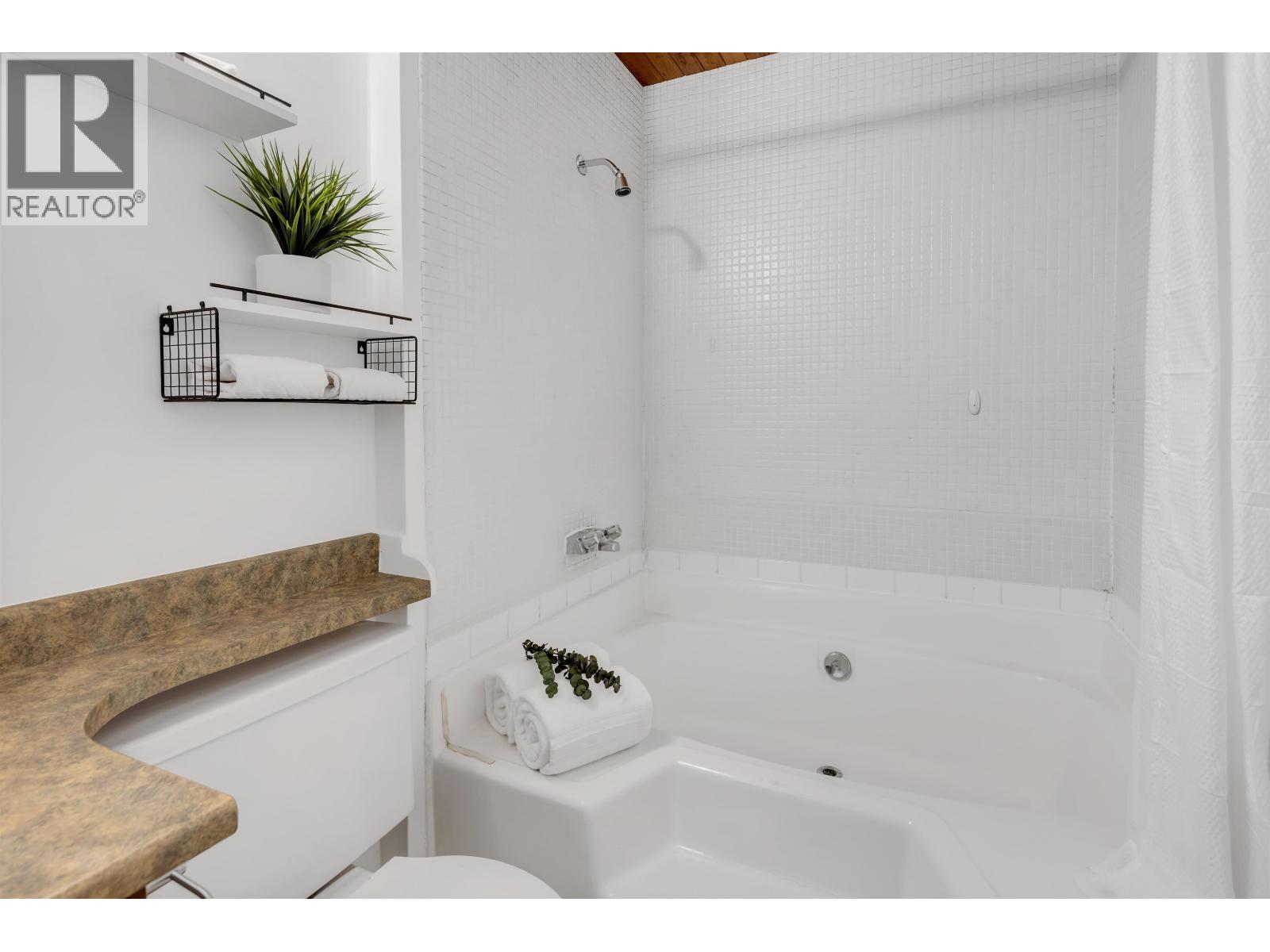 D103 1400 Alta Lake Road, Whistler, British Columbia V8E 0G9 - Photo 12 - R3064683