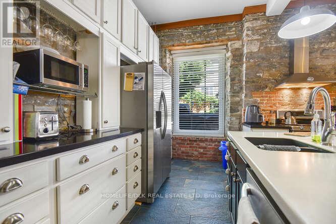 32 Apple Street, Brockville, Ontario  K6V 4X8 - Photo 22 - X12509772