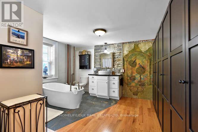 32 Apple Street, Brockville, Ontario  K6V 4X8 - Photo 25 - X12509772