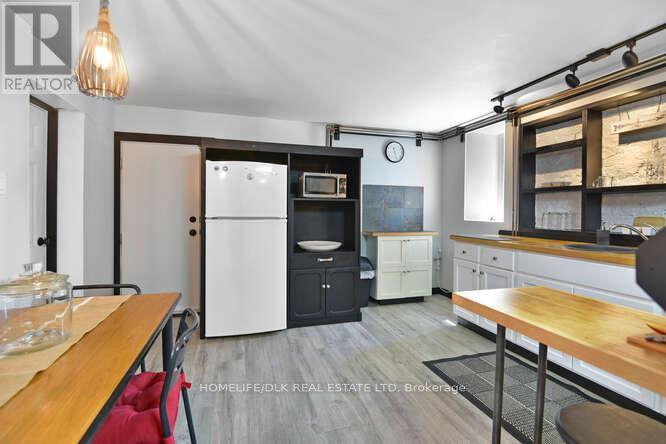 32 Apple Street, Brockville, Ontario  K6V 4X8 - Photo 29 - X12509772