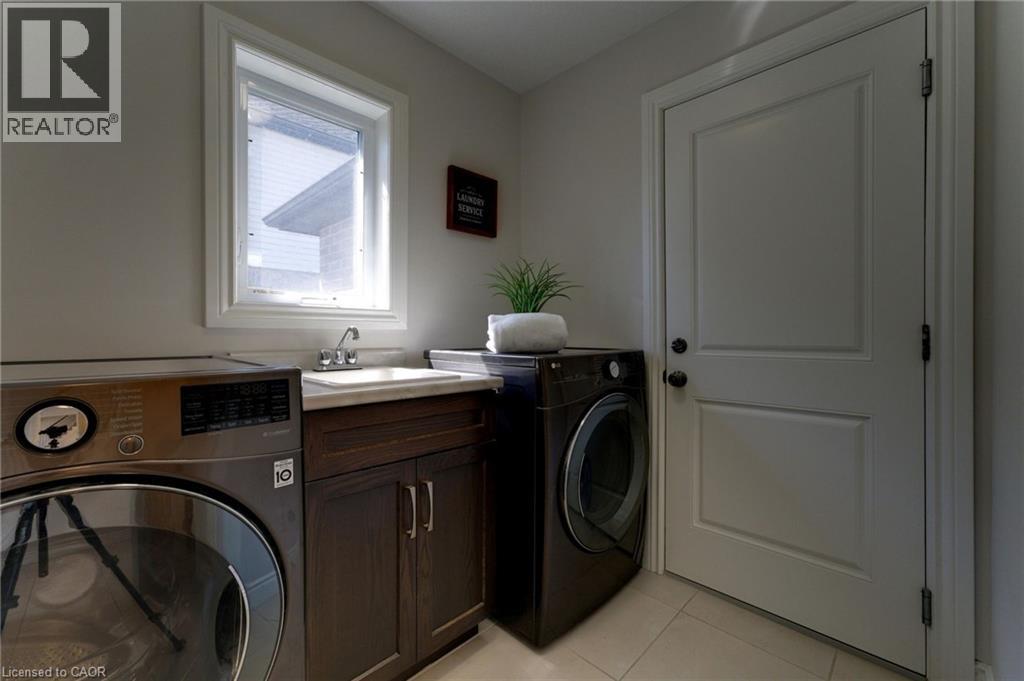 97 Forbes Crescent, Listowel, Ontario  N4W 0B8 - Photo 16 - 40769530