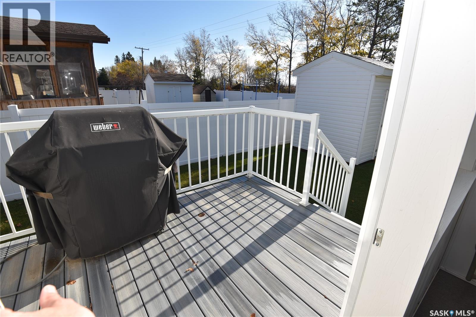 402 Watson Crescent, Nipawin, Saskatchewan  S0E 1E0 - Photo 21 - SK021583