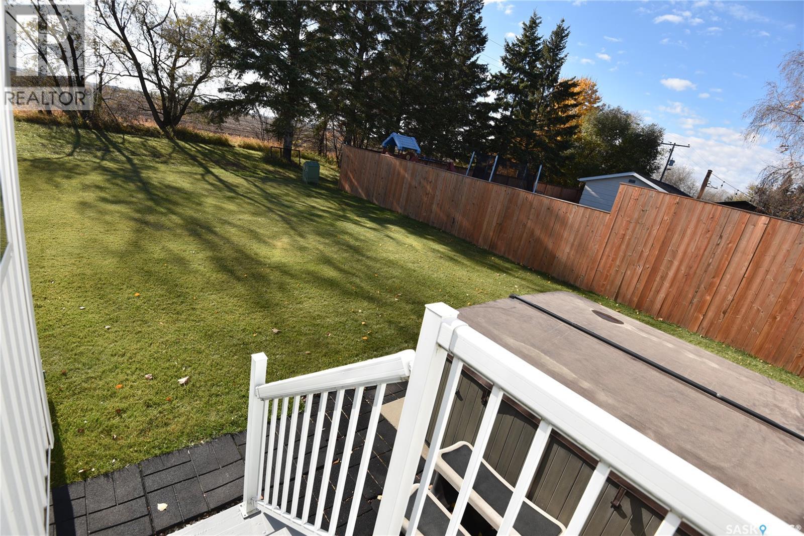 402 Watson Crescent, Nipawin, Saskatchewan  S0E 1E0 - Photo 22 - SK021583