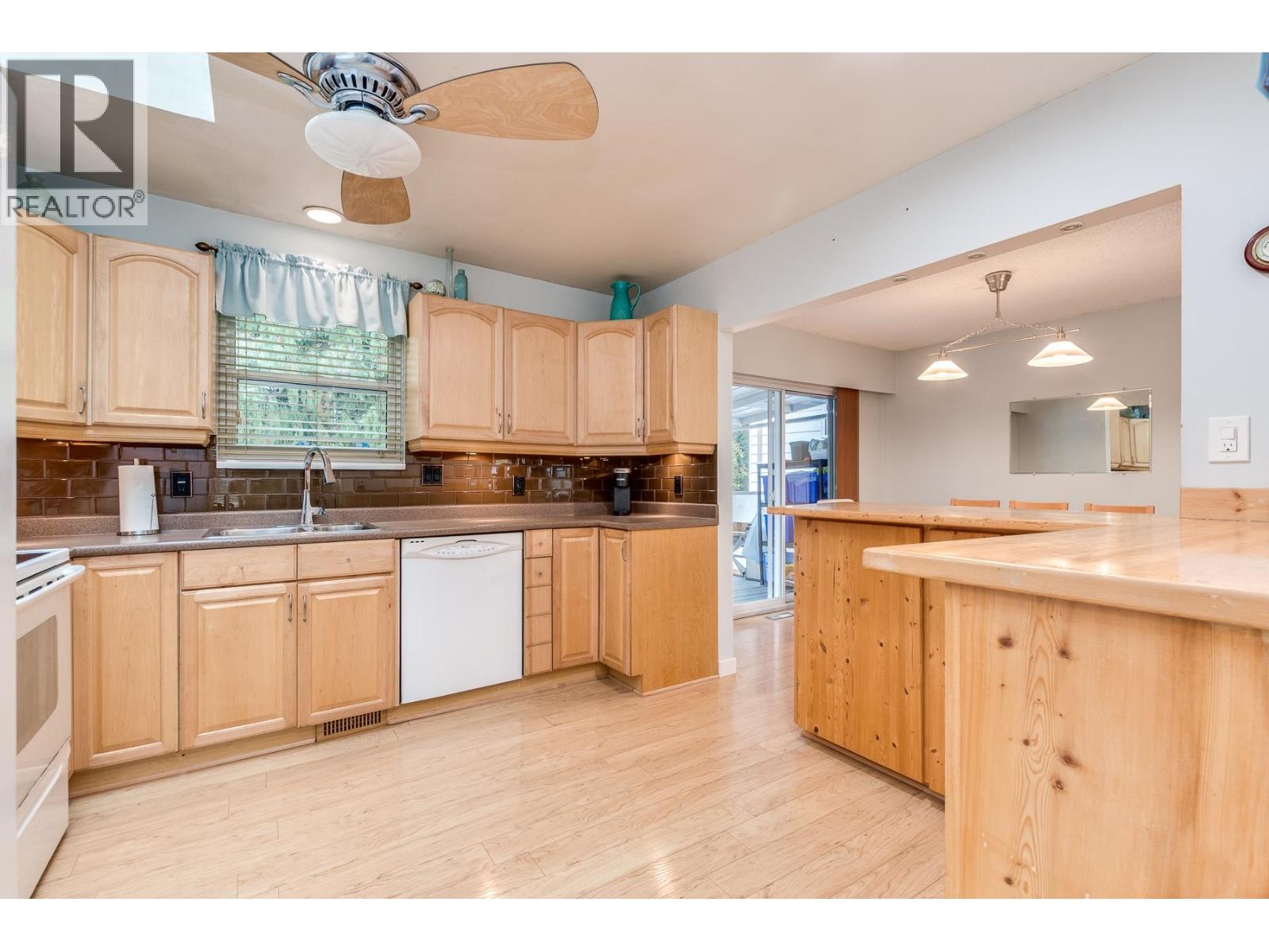 1160 Eagleridge Drive, Coquitlam, British Columbia  V3E 1C2 - Photo 10 - R3064688