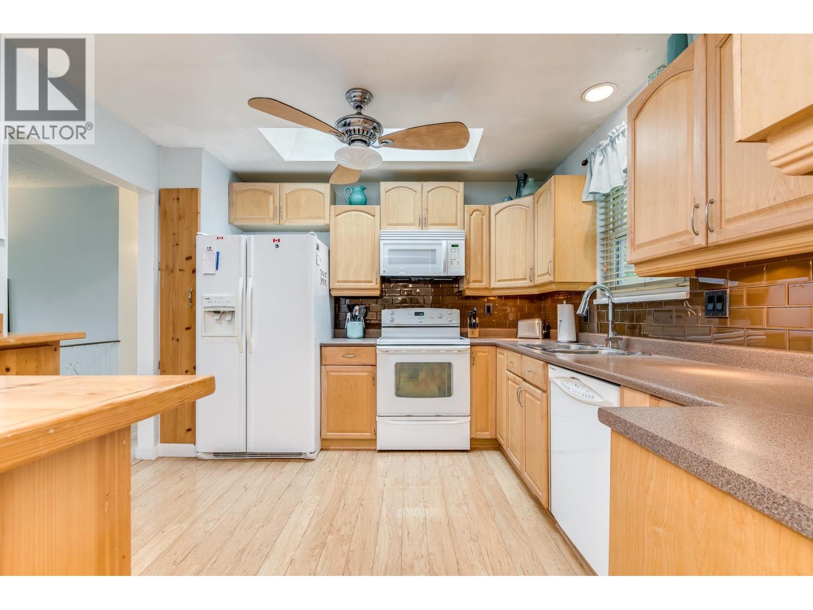 1160 Eagleridge Drive, Coquitlam, British Columbia  V3E 1C2 - Photo 8 - R3064688