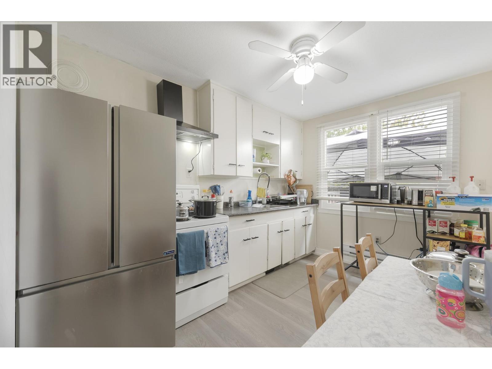 2251 Wellington Crescent, Richmond, British Columbia V7B 1G9 - Photo 6 - R3064694