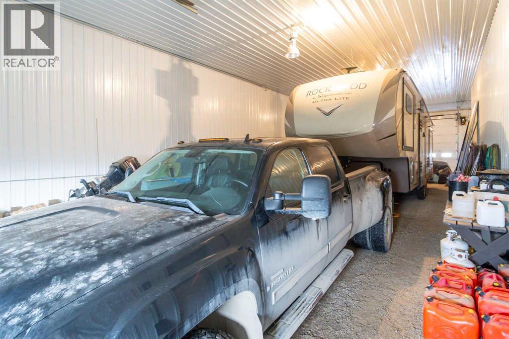 34126 Range Road 2-0, Rural Red Deer County, Alberta  T0M 0K0 - Photo 38 - A2255161