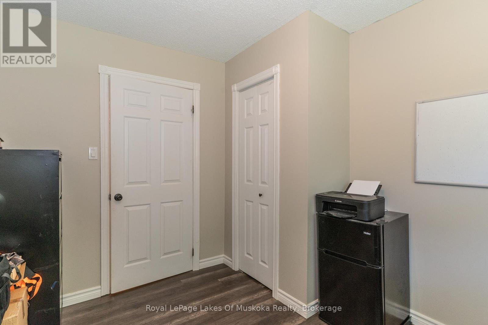 220 Alexander Street, Gravenhurst, Ontario P1P 1A6 - Photo 18 - X12509744