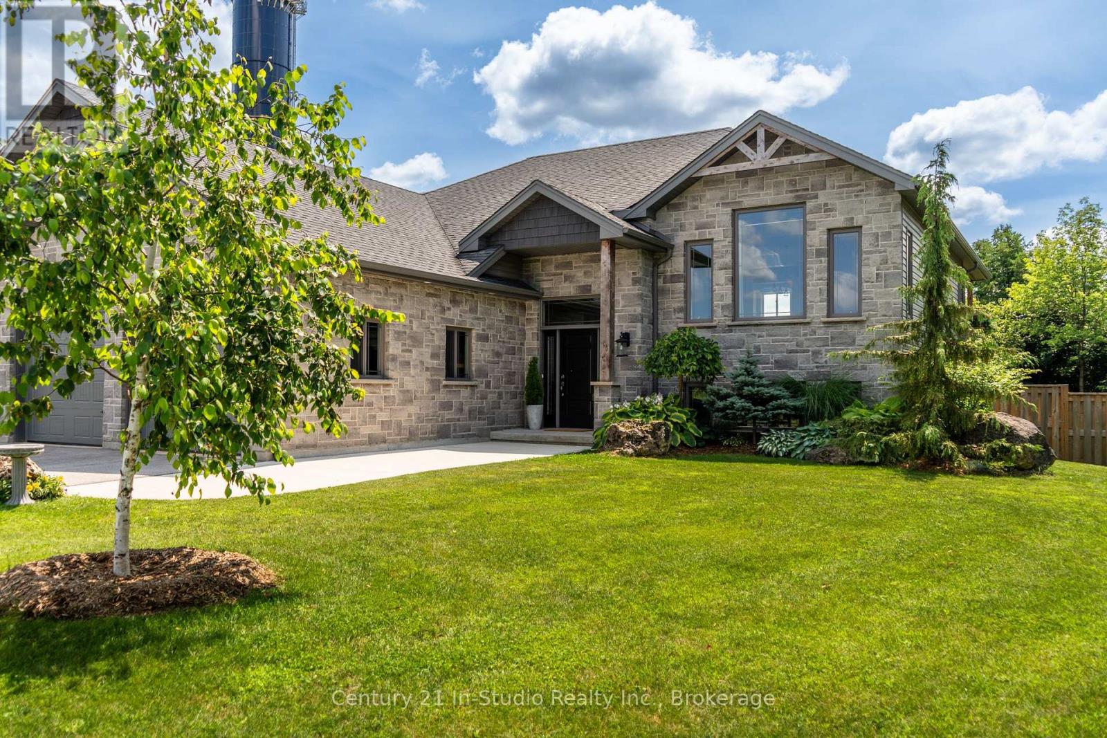 202 Meredith Way, Chatsworth, Ontario N0H 1G0 - Photo 28 - X12509832