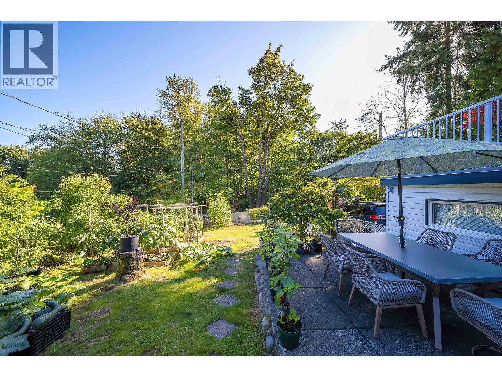 6516 Portland Street, Burnaby, British Columbia V5E 1A2 - Photo 9 - R3064695