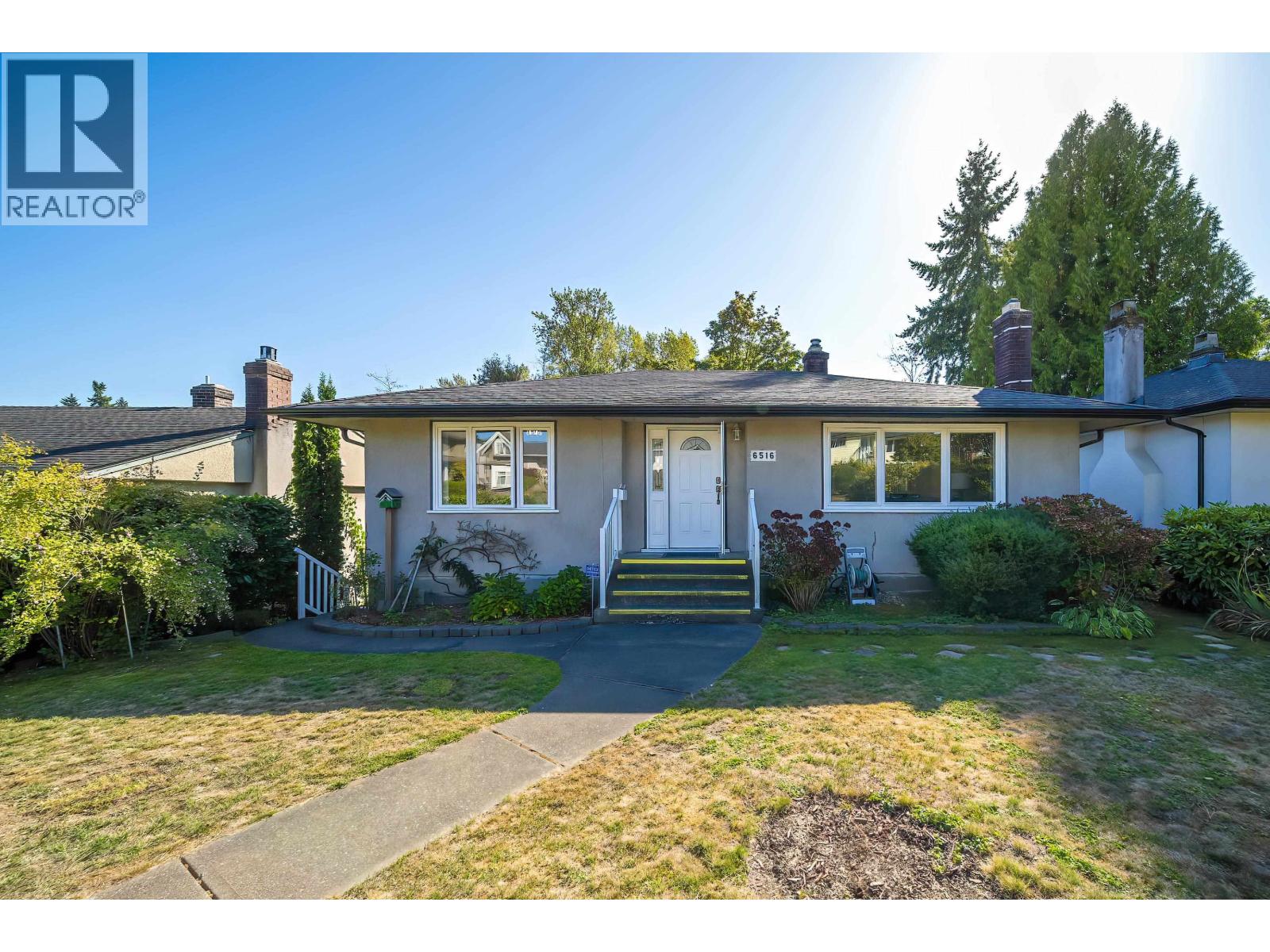 6516 PORTLAND STREET, Burnaby, British Columbia