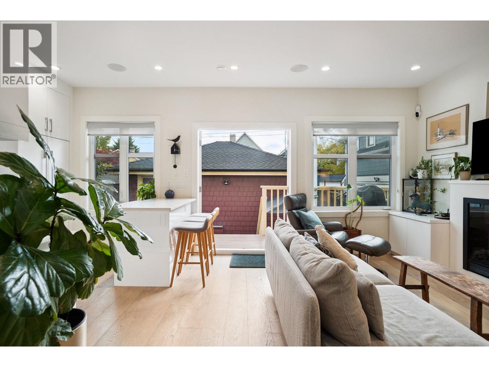 764 E 14th Avenue, Vancouver, British Columbia  V5T 2N3 - Photo 8 - R3064559