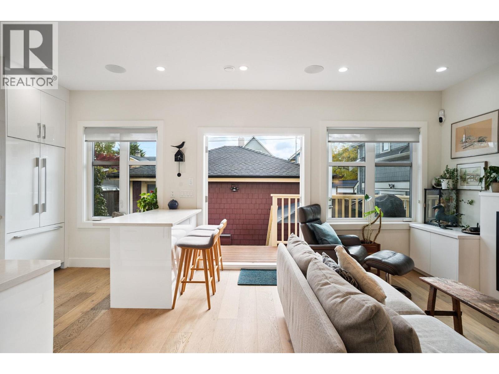 764 E 14th Avenue, Vancouver, British Columbia  V5T 2N3 - Photo 9 - R3064559