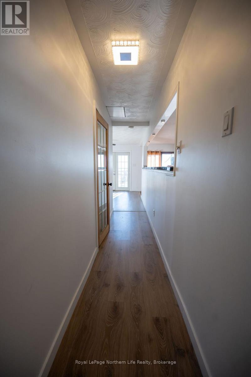 1417 Jocko Point Road, North Bay, Ontario  P1B 3M9 - Photo 28 - X12508192