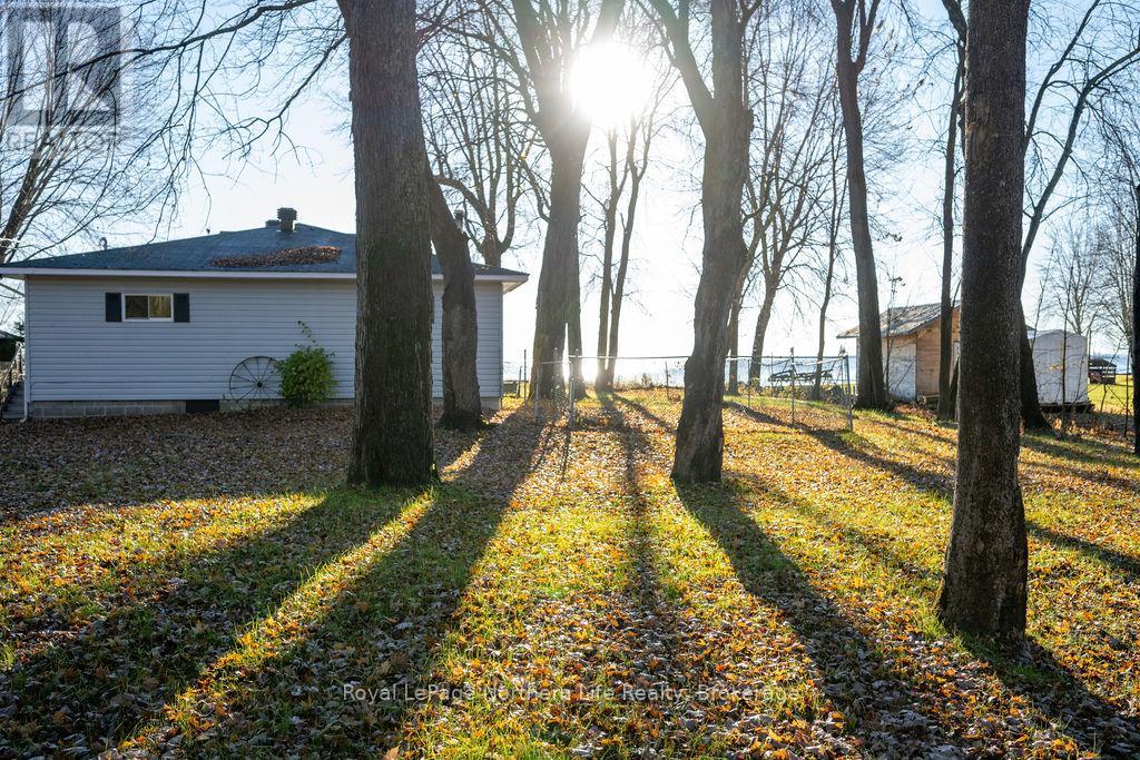 1417 Jocko Point Road, North Bay, Ontario  P1B 3M9 - Photo 6 - X12508192