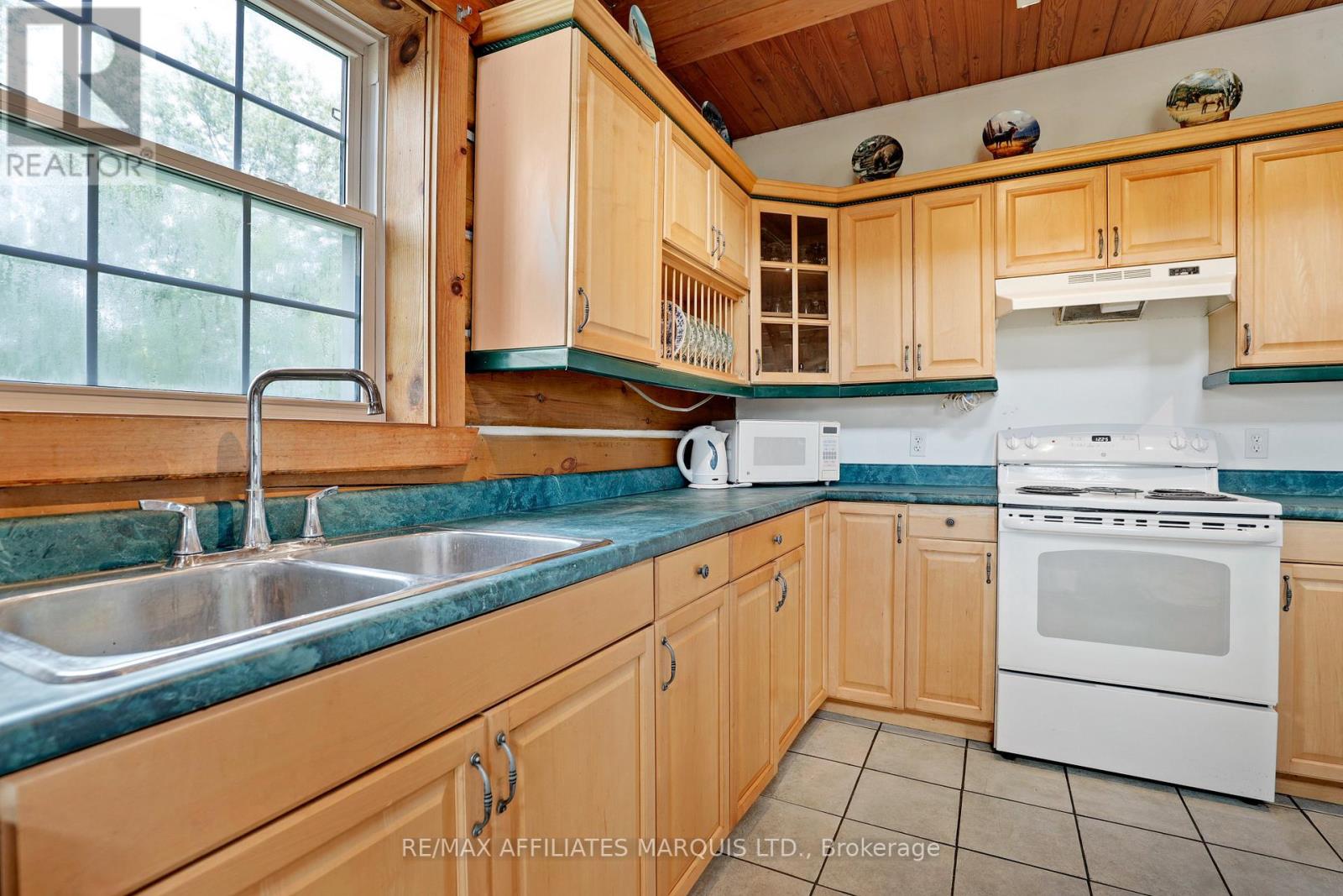 14059 Dafoe Road, South Stormont, Ontario  K0C 1M0 - Photo 18 - X12509732