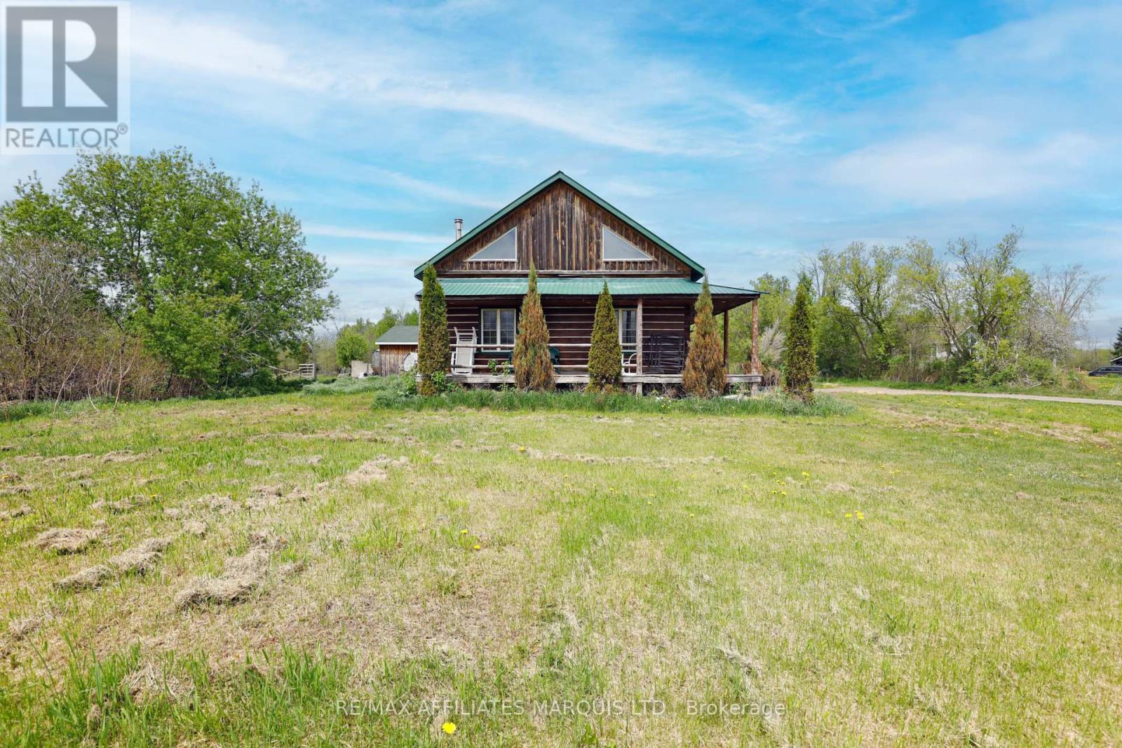 14059 Dafoe Road, South Stormont, Ontario  K0C 1M0 - Photo 4 - X12509732