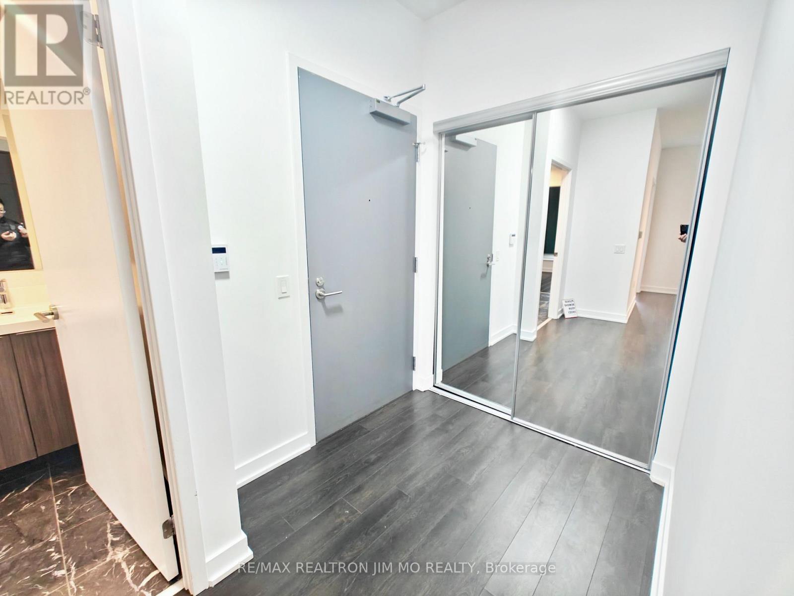 238 - 20 O'neil Road, Toronto, Ontario  M3C 0R2 - Photo 2 - C12509760