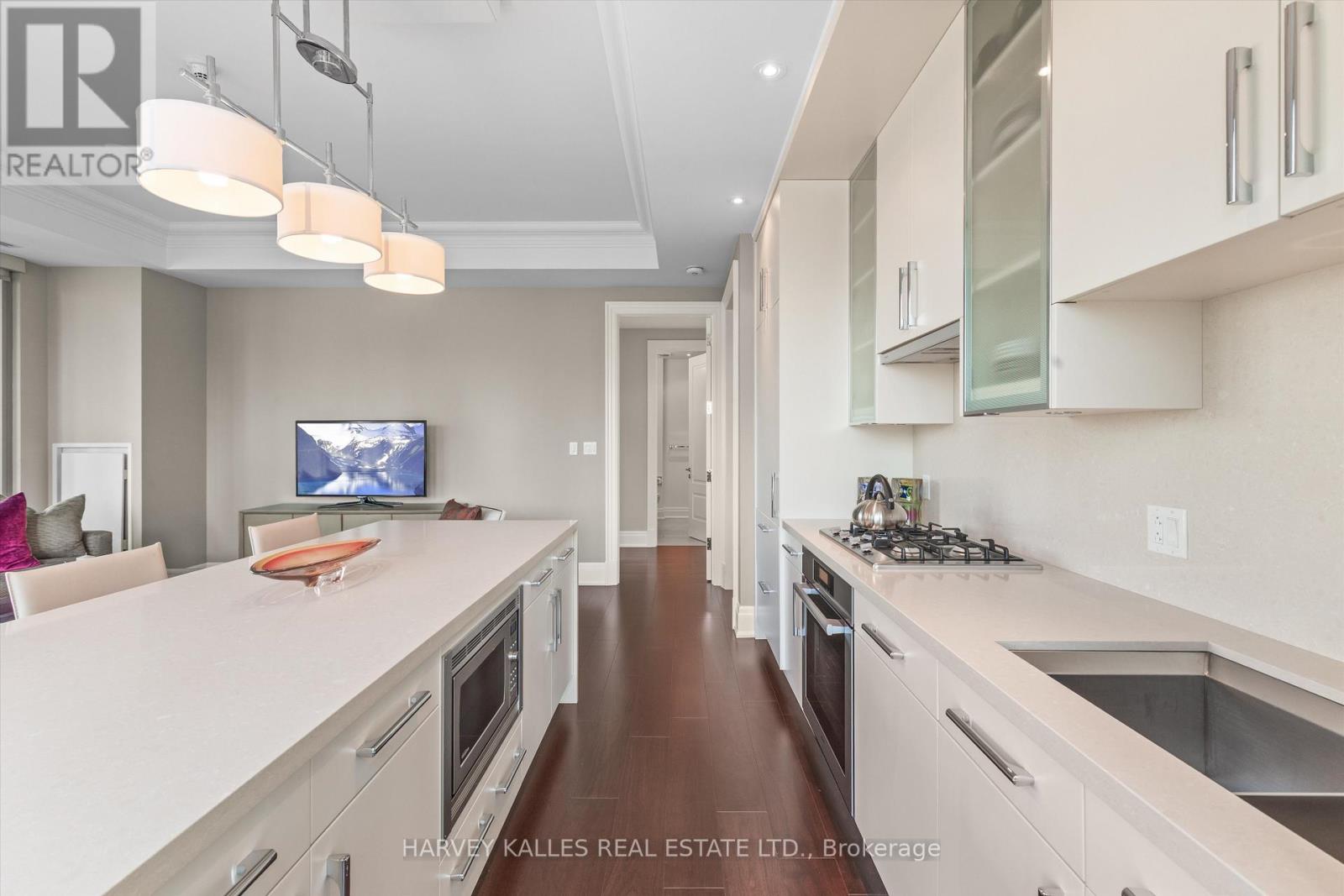 1805 - 55 Scollard Street, Toronto (Annex), Ontario  M5R 0A1 - Photo 13 - C12509818