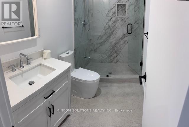 36 Gooch Avenue, Toronto, Ontario  M6S 4L6 - Photo 8 - W12413964