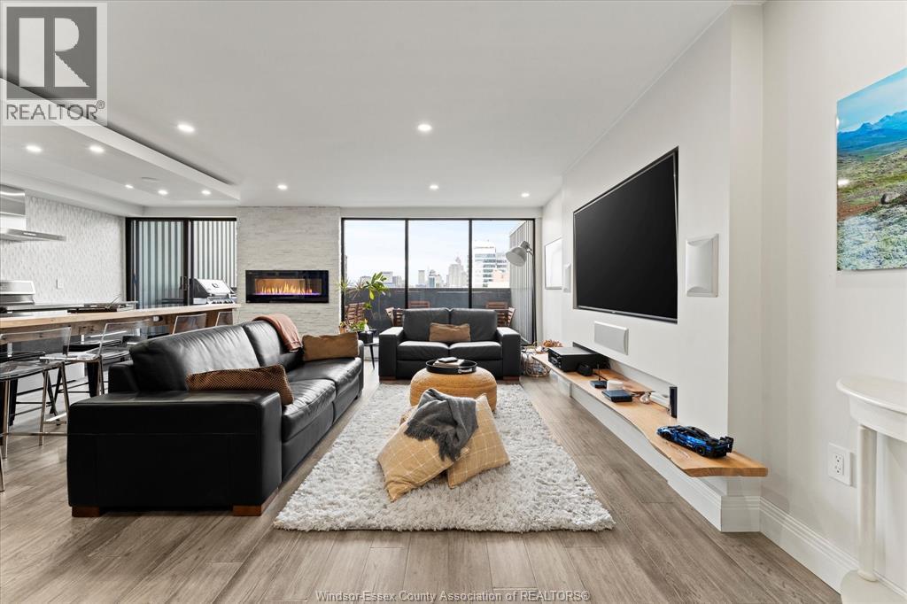 380 Pelissier Street Unit# 909, Windsor, Ontario  N9A 6V7 - Photo 4 - 25028002