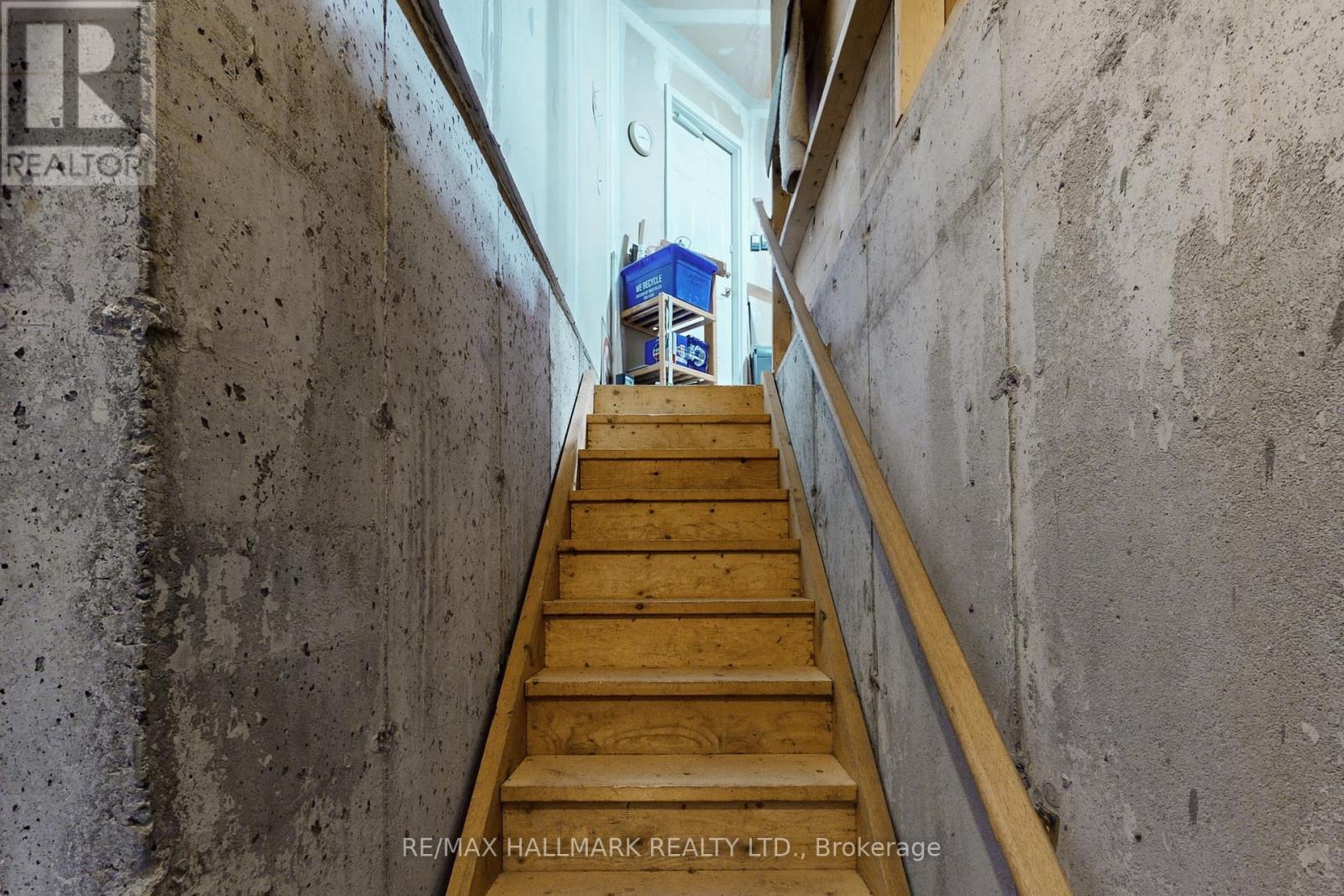 8 Greenfield Place, Wilmot, Ontario  N3A 2G6 - Photo 25 - X12400801