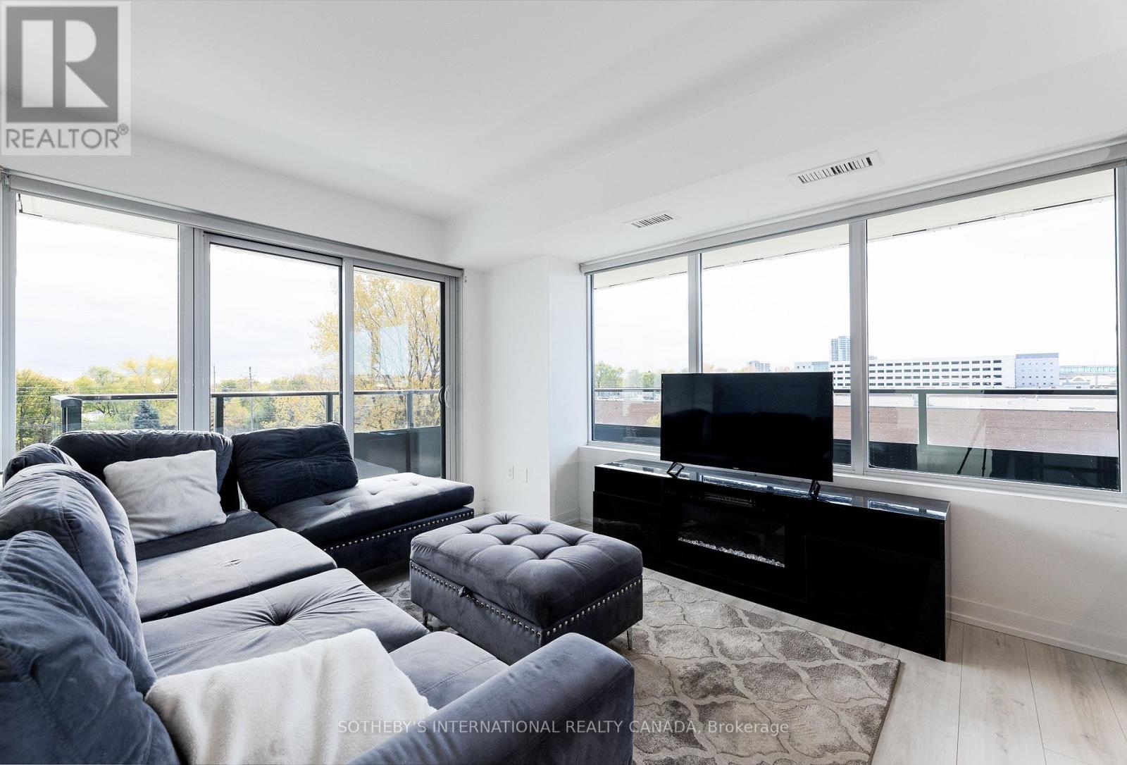 303 - 1435 Celebration Drive, Pickering, Ontario  L1W 0C4 - Photo 6 - E12509786