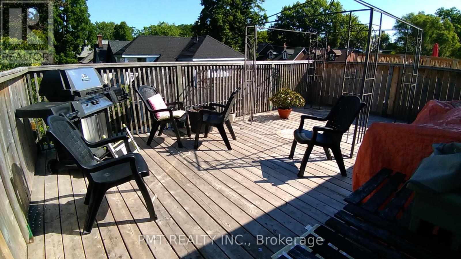 4 - 2064 Queen Street E, Toronto, Ontario  M4E 1C9 - Photo 11 - E12509824