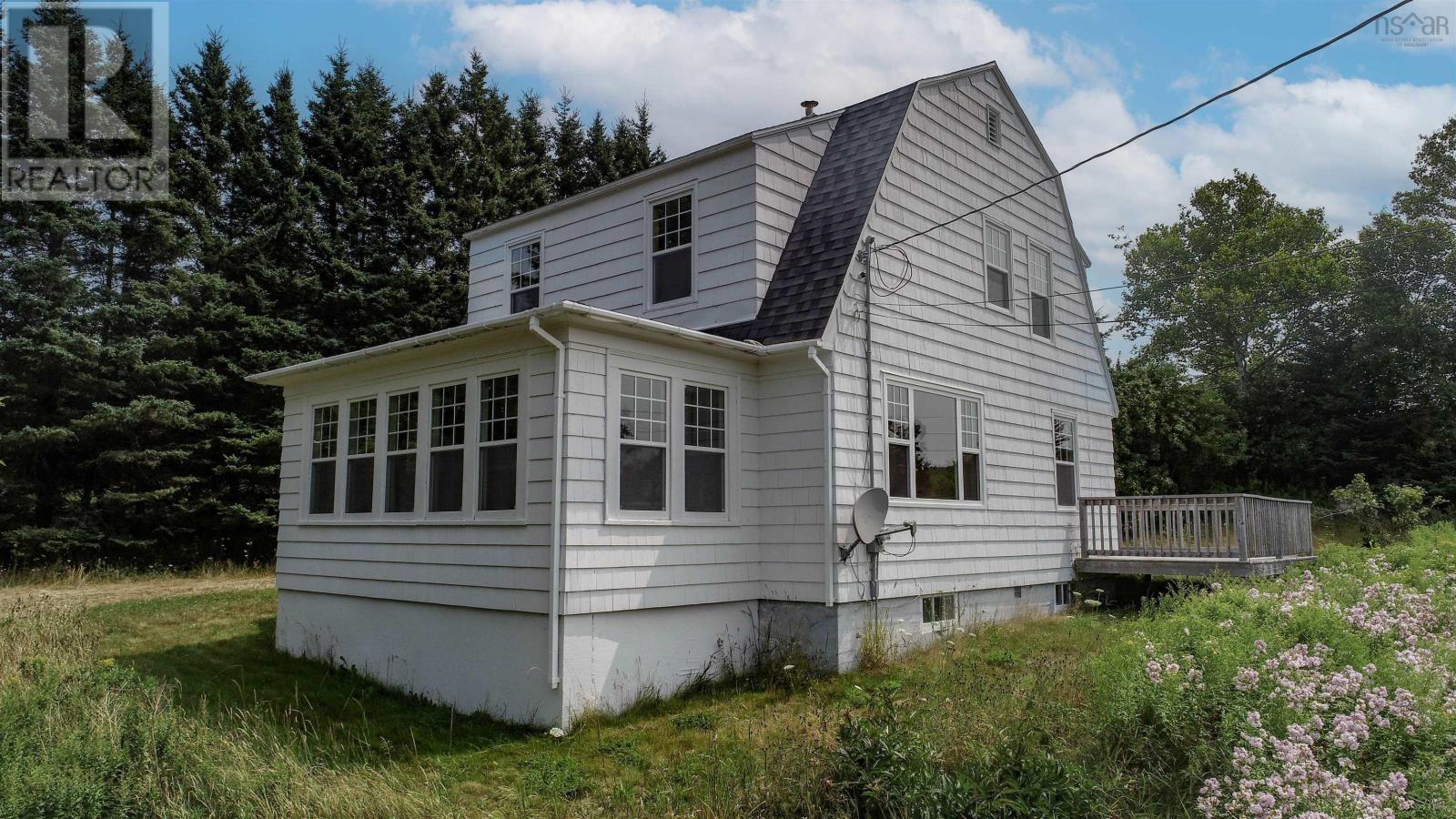 2546 Highway 360 Harbourville Ns, Harbourville, Nova Scotia  B0P 1E0 - Photo 2 - 202521669