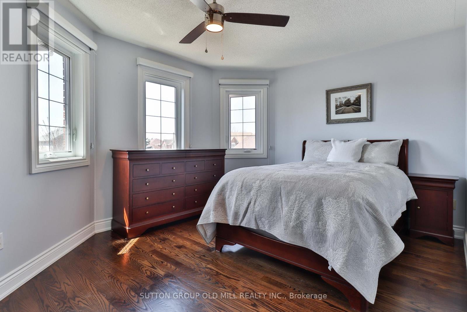 6835 Forest Park Drive, Mississauga, Ontario  L5N 6X5 - Photo 20 - W12489720