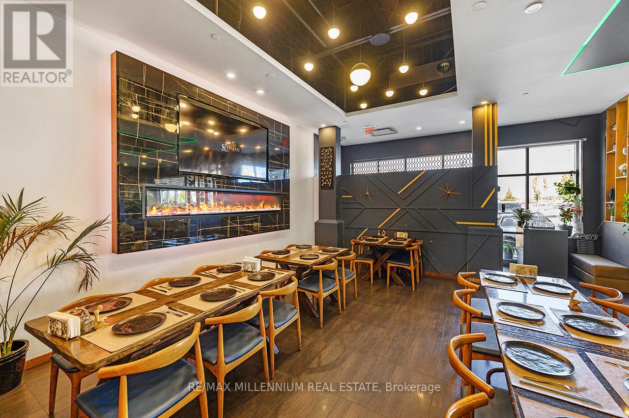 3 - 2520 Postmaster Drive, Oakville, Ontario  L6M 0N2 - Photo 10 - W12509300