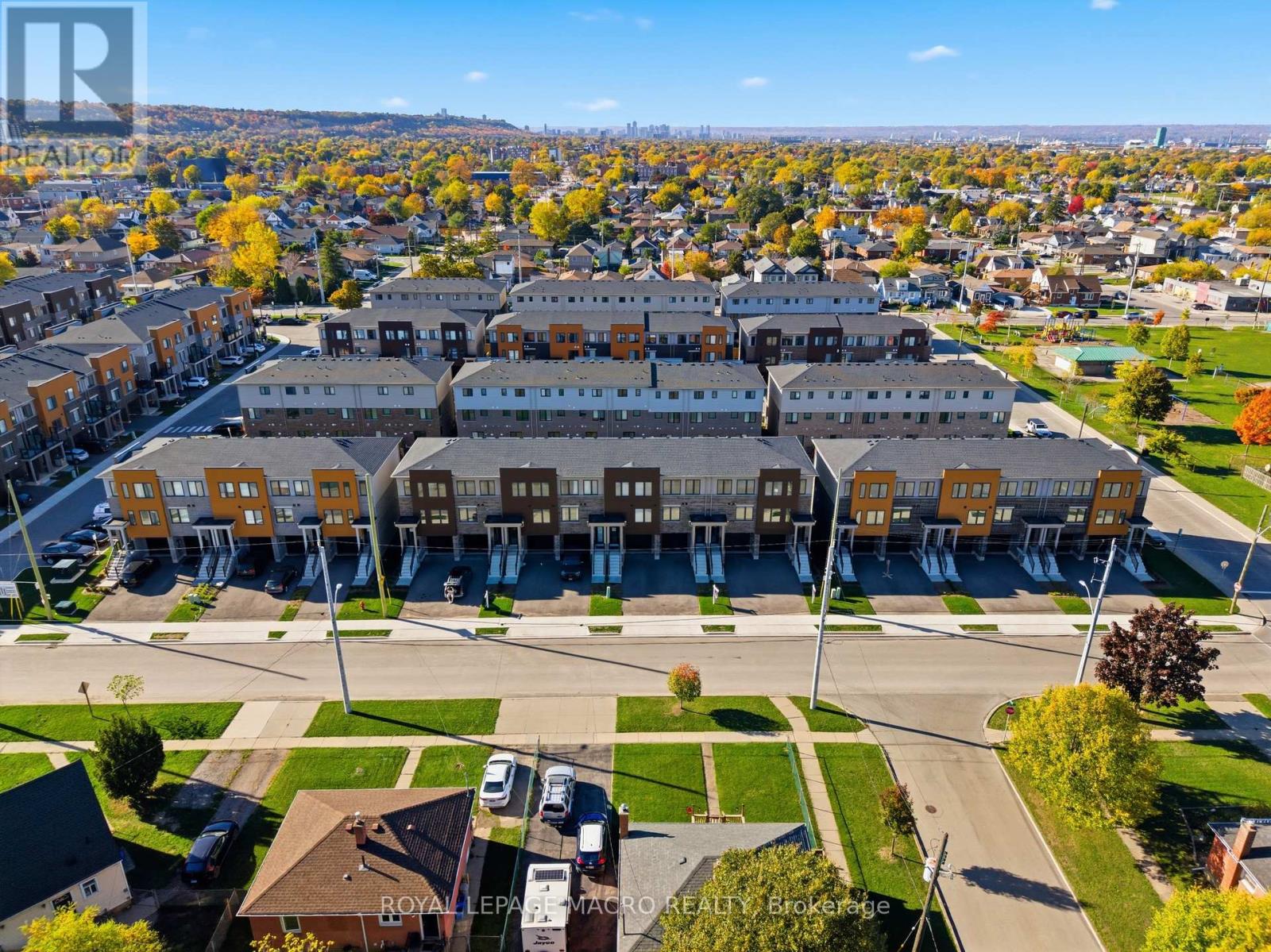 11a Bingham Road, Hamilton, Ontario  L8H 0B5 - Photo 4 - X12473266