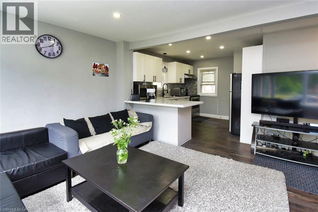 339 Melvin Avenue, Hamilton, Ontario  L8H 2K6 - Photo 6 - 40745934