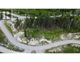 6200 COLUMBIA LAKE Road Unit# Lot 11, fairmont hot springs, British Columbia