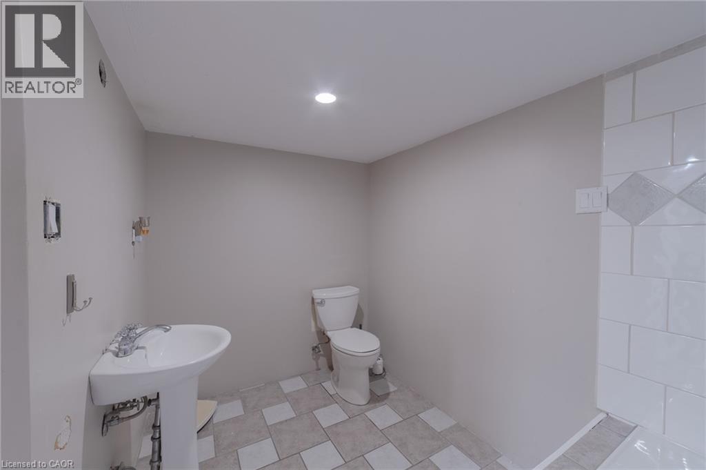 66 Maitland Street, Thorold, Ontario  L2V 3A9 - Photo 25 - 40785370