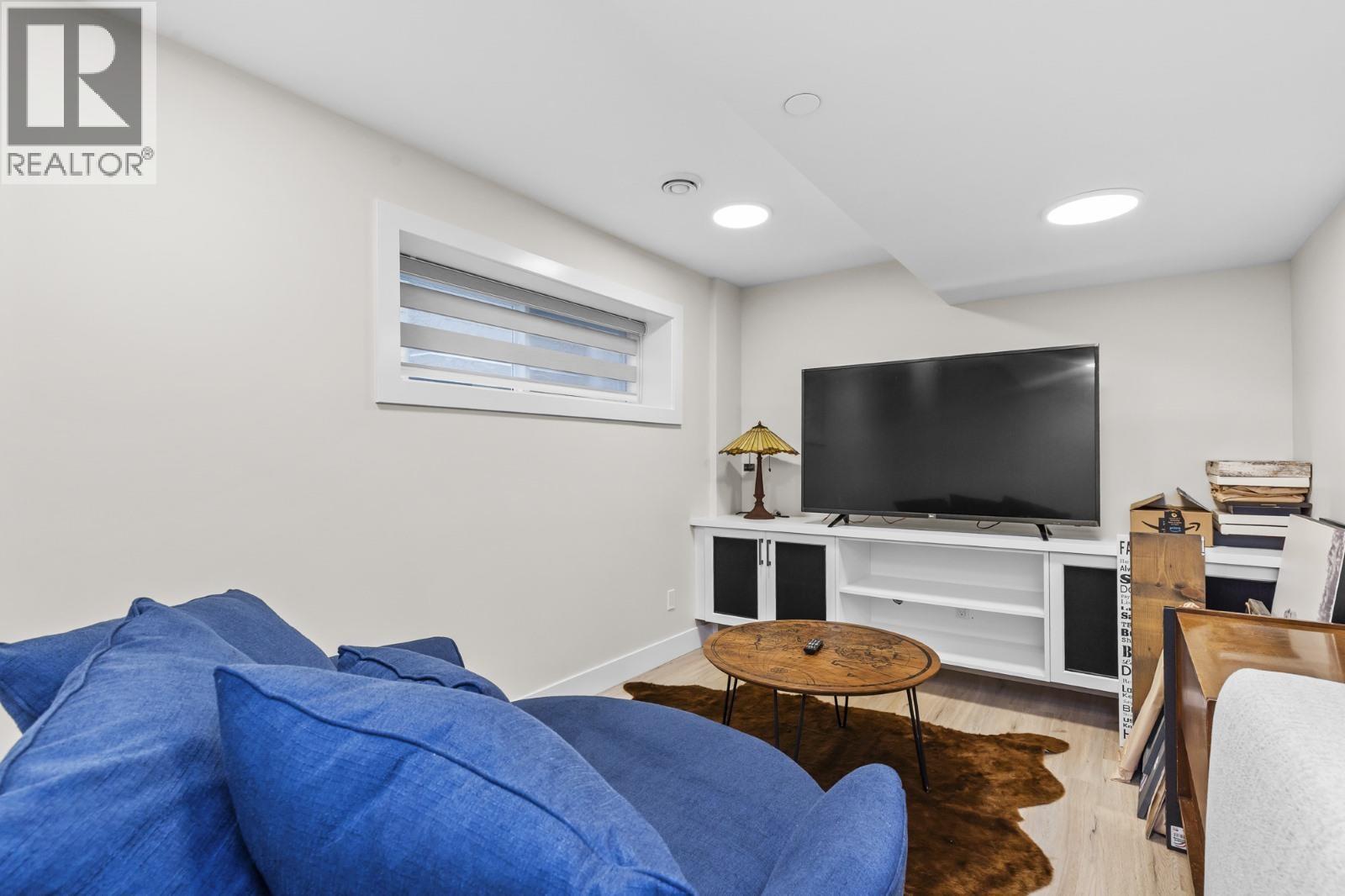 20388 Wicklund Avenue, Maple Ridge, British Columbia  V2X 2Z5 - Photo 33 - R3064406