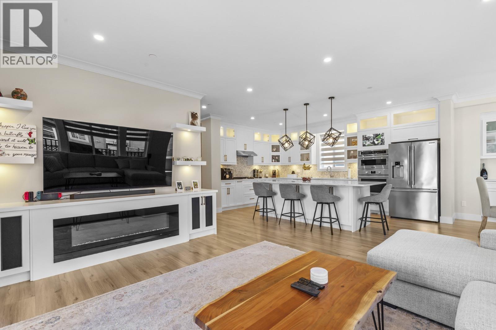 20388 Wicklund Avenue, Maple Ridge, British Columbia  V2X 2Z5 - Photo 5 - R3064406