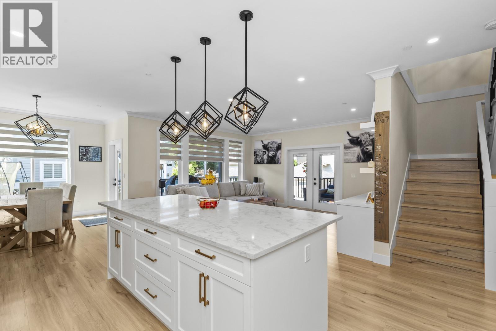 20388 Wicklund Avenue, Maple Ridge, British Columbia  V2X 2Z5 - Photo 4 - R3064406