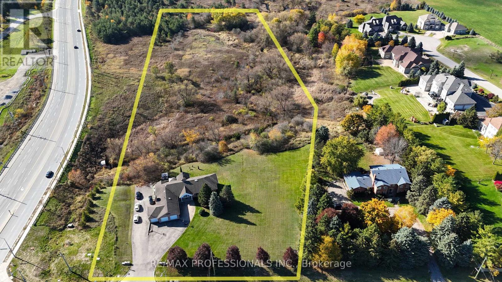 10050 Warden Avenue, Markham (Victoria Manor-Jennings Gate), Ontario  L6C 1N3 - Photo 2 - N12509742