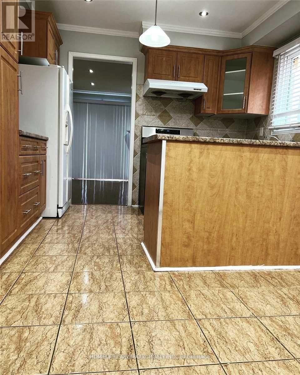 78 Mary Pearson Drive, Markham, Ontario  L3S 2Y5 - Photo 10 - N12509794