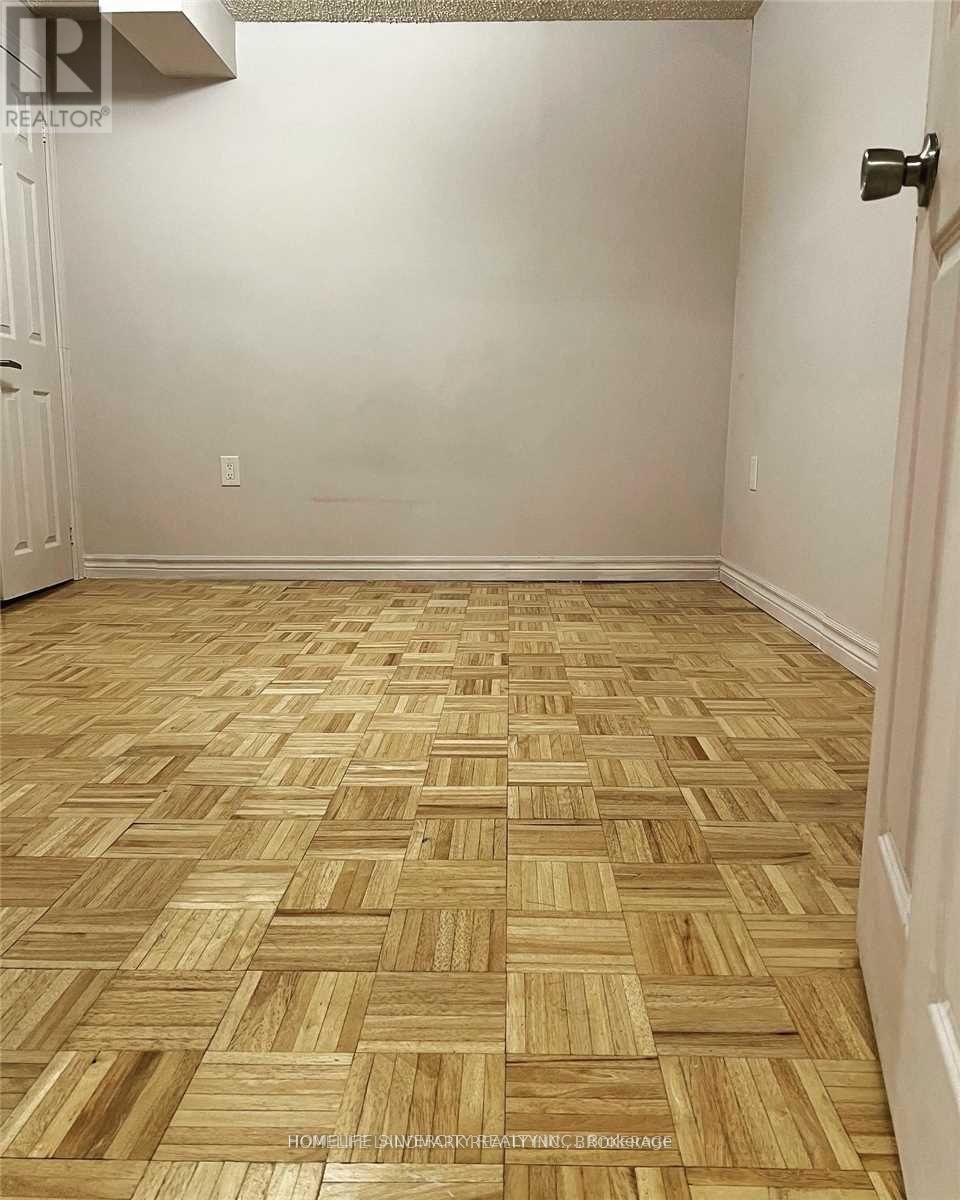 78 Mary Pearson Drive, Markham, Ontario  L3S 2Y5 - Photo 3 - N12509794