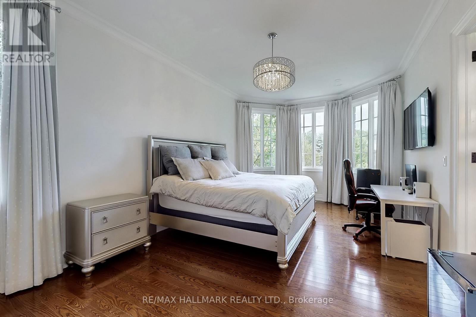 63 Grayfield Drive, Whitchurch-Stouffville, Ontario  L4A 0B1 - Photo 21 - N12509834